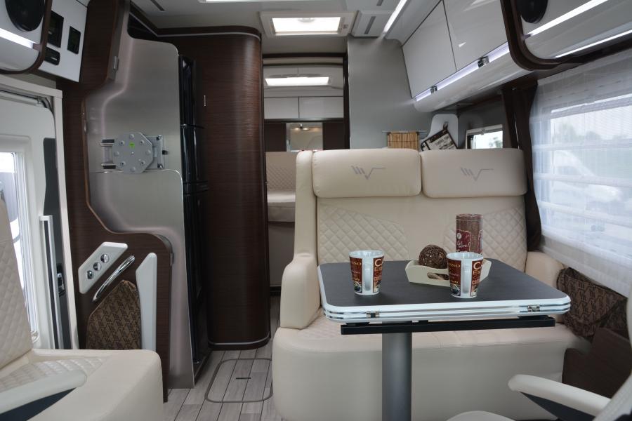 Интерьер Mobilvetta K-Yacht Tekno Design 89 2017 года  (фото 3 из 3)